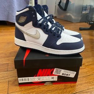 Nike Jordan 1s - MIDNIGHT NAVY GS